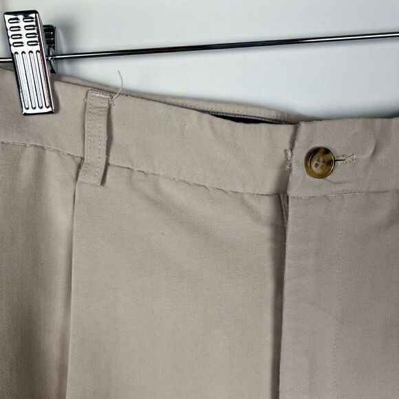 PGA Tour Collection Pleated Front Golf Shorts Khaki Men’s size 30 - Picture 3 of 13